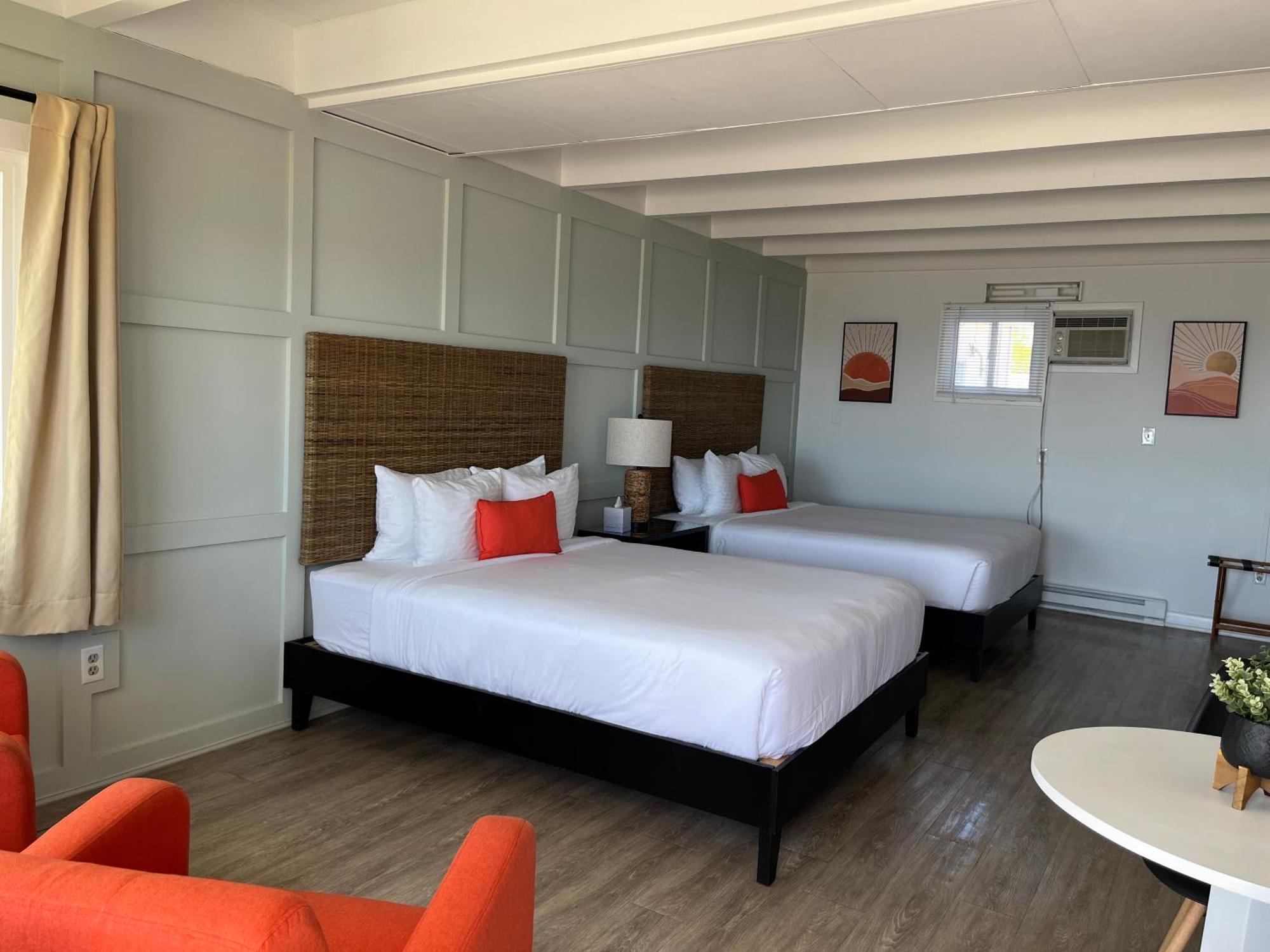 Grand View Hotel York Bagian luar foto